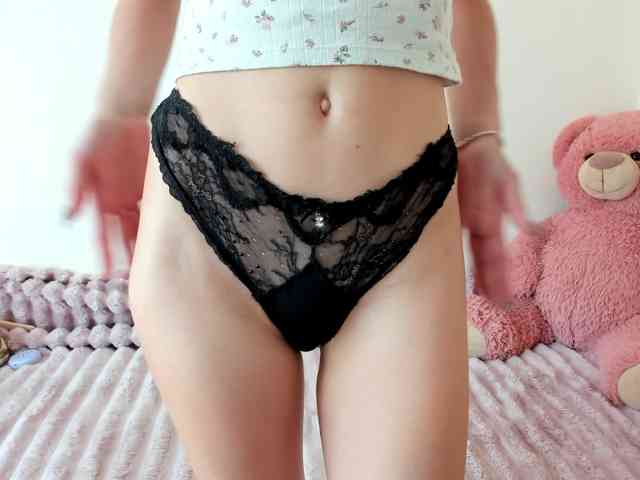 Honeykrisspussy webcam