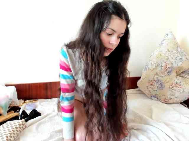 Honeykrisspussy webcam