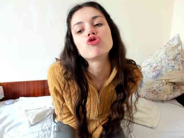 Honeykrisspussy webcam