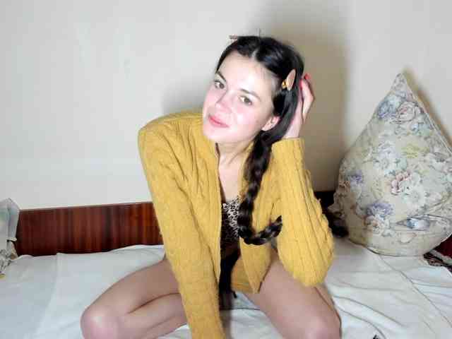 Honeykrisspussy webcam