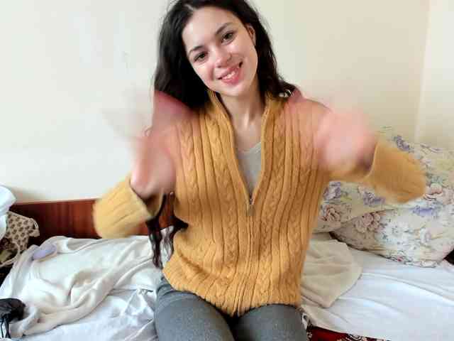 Honeykrisspussy webcam