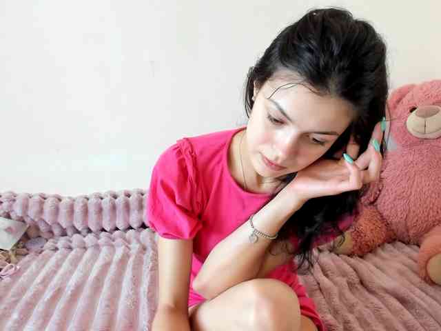 Honeykrisspussy webcam