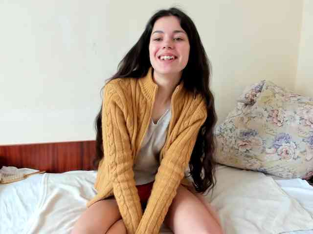 Honeykrisspussy webcam