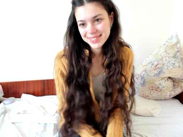 Honeykrisspussy webcam