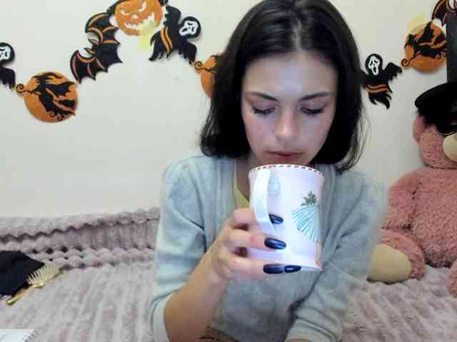 Honeykrisspussy webcam