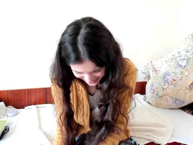 Honeykrisspussy webcam