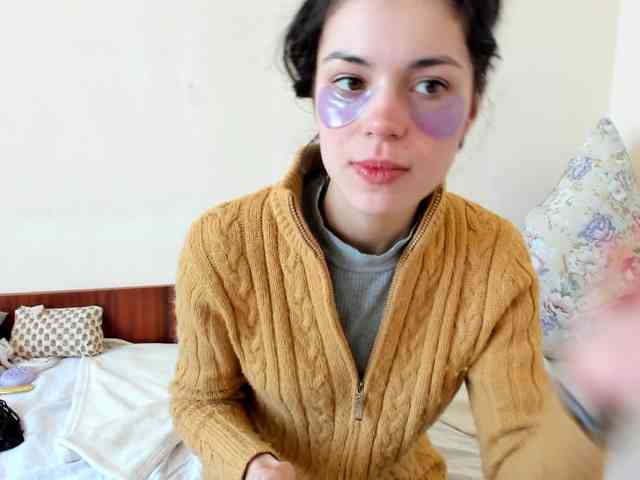 Honeykrisspussy webcam