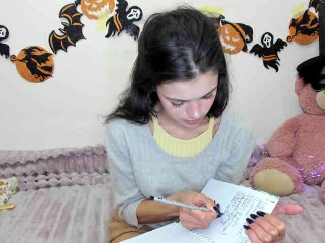 Honeykrisspussy webcam
