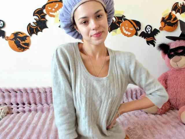 Honeykrisspussy webcam