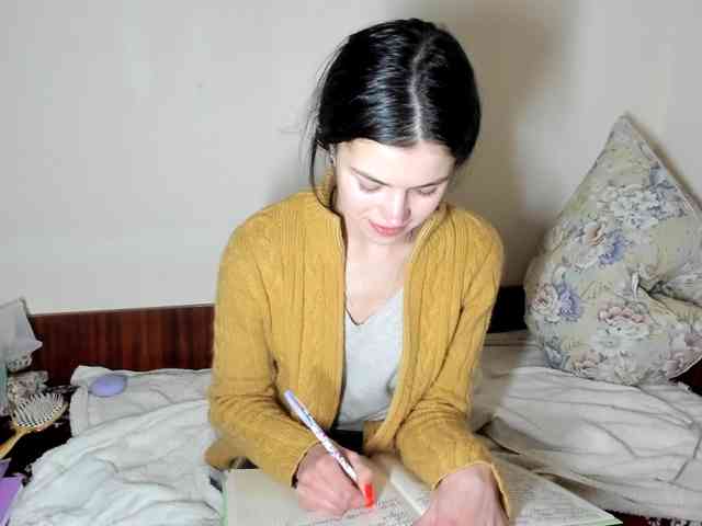 Honeykrisspussy webcam