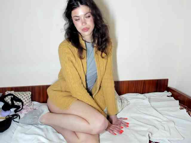 Honeykrisspussy webcam