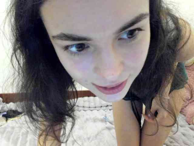 Honeykrisspussy webcam