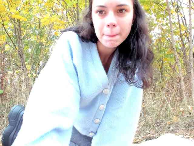 Honeykrisspussy live female cam on bongacams