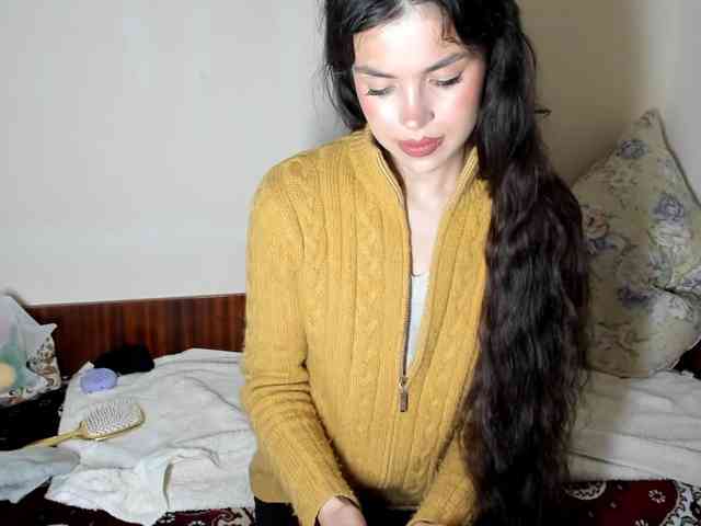 Honeykrisspussy webcam