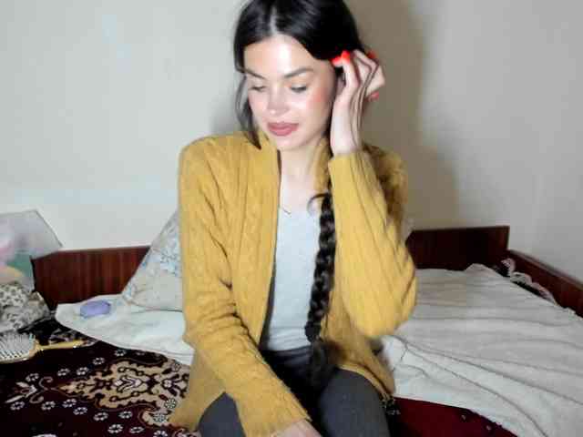 Honeykrisspussy webcam