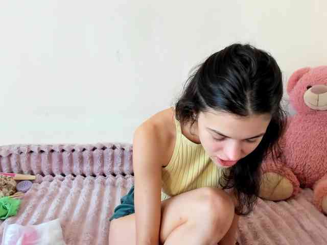 Honeykrisspussy webcam