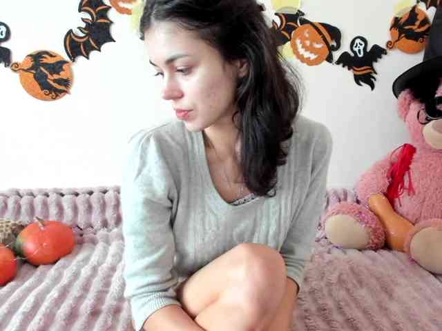Honeykrisspussy webcam
