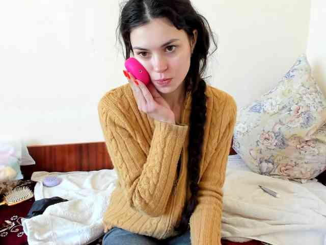 Honeykrisspussy webcam