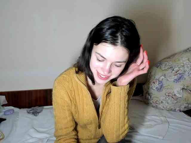 Honeykrisspussy webcam