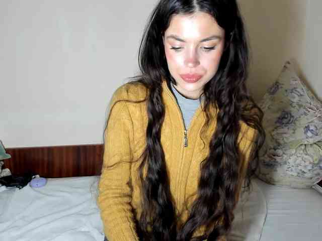 Honeykrisspussy webcam