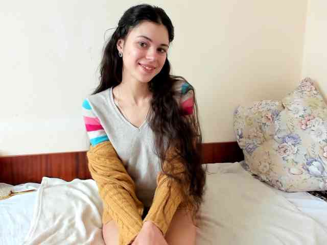 Honeykrisspussy webcam