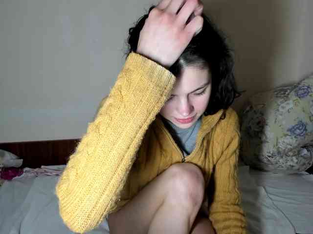 Honeykrisspussy webcam