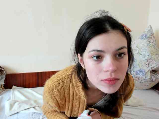 Honeykrisspussy webcam