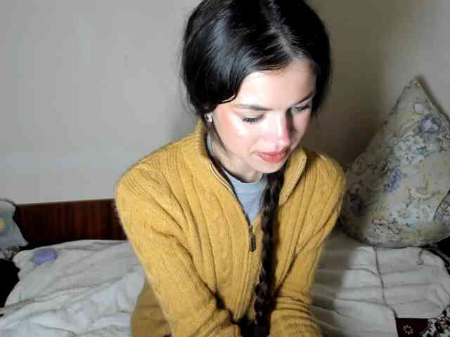 Honeykrisspussy webcam