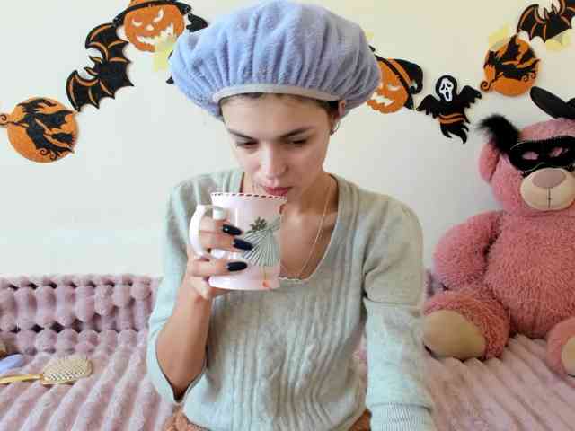 Honeykrisspussy webcam