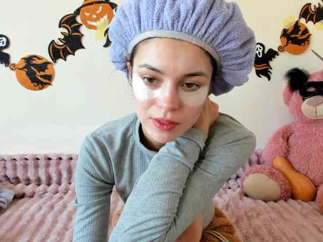 Honeykrisspussy