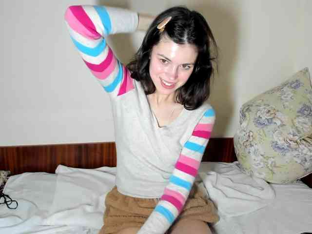 Honeykrisspussy webcam