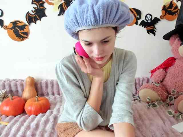 Honeykrisspussy webcam