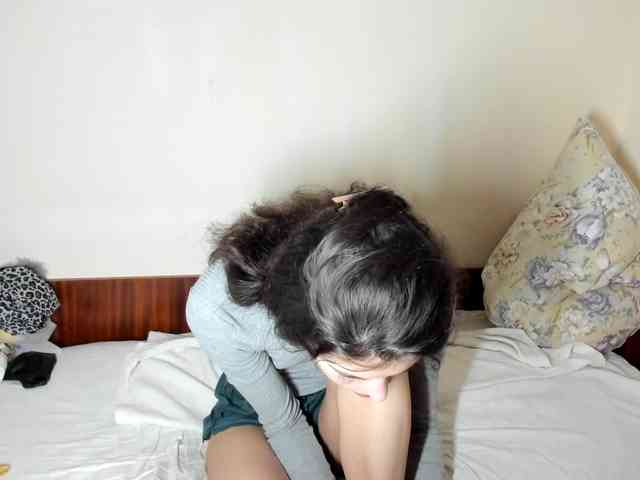 Honeykrisspussy webcam
