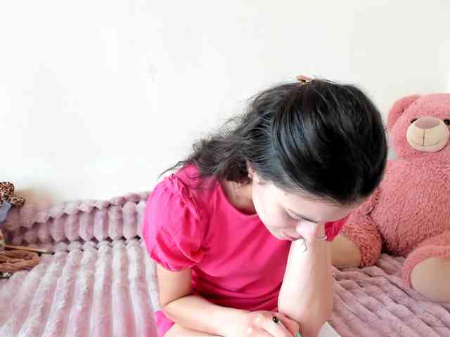 Honeykrisspussy webcam