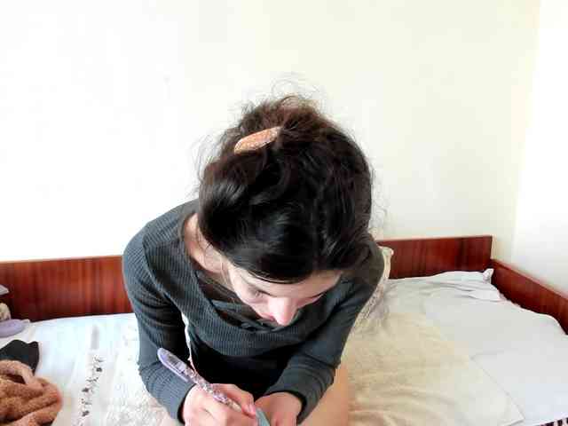 Honeykrisspussy webcam