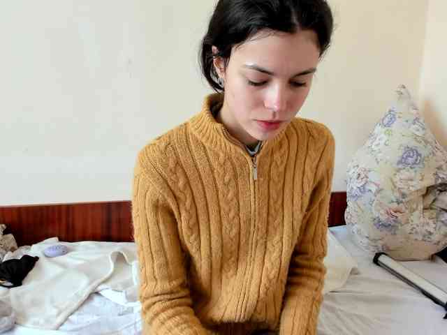 Honeykrisspussy webcam