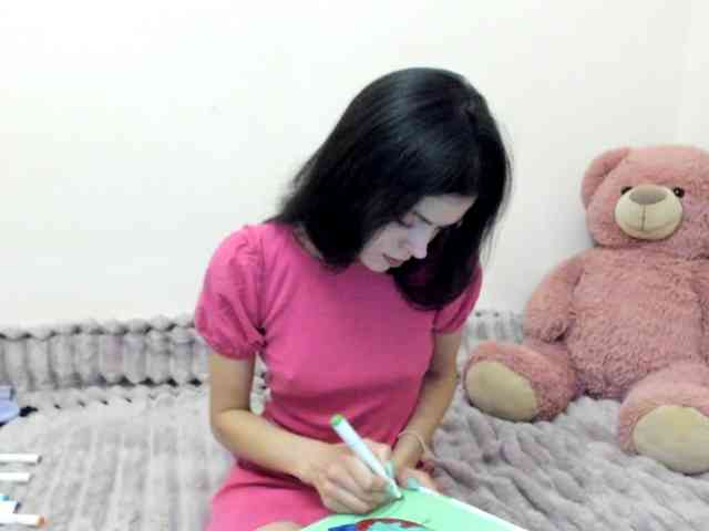 Honeykrisspussy webcam