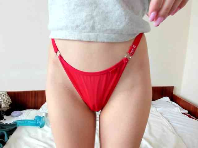 Honeykrisspussy webcam
