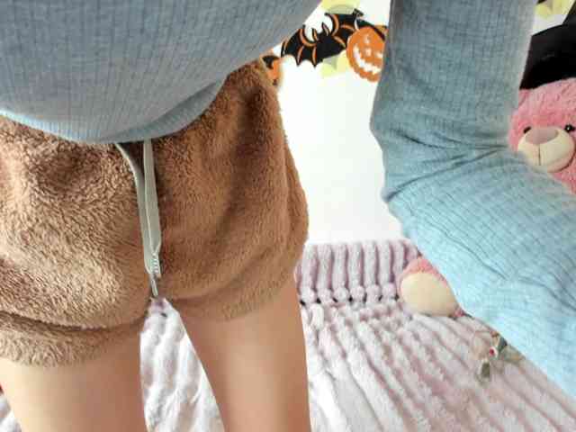 Honeykrisspussy webcam
