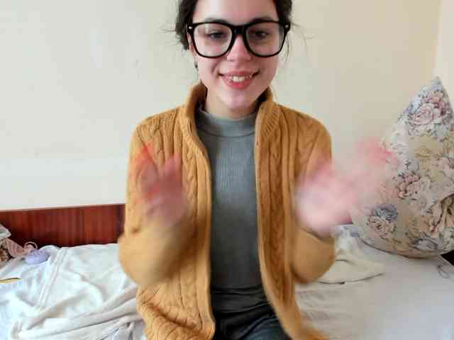 Honeykrisspussy webcam