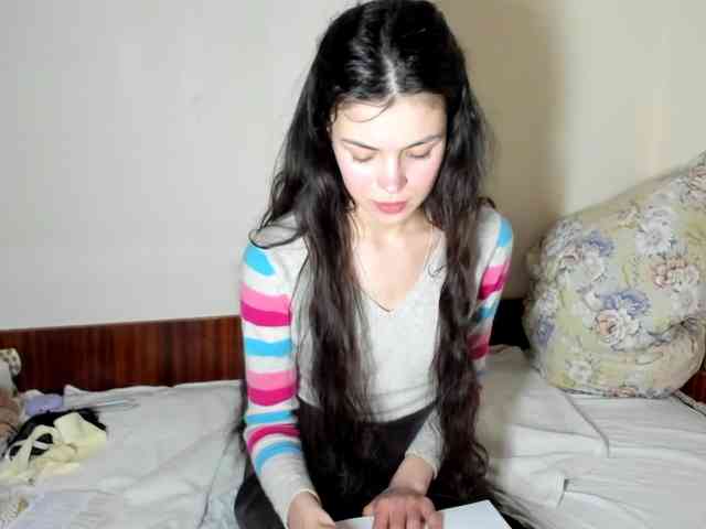 Honeykrisspussy webcam