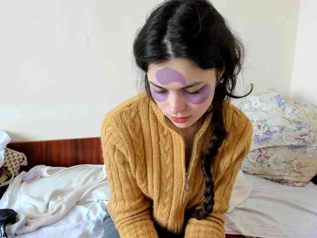 Honeykrisspussy webcam