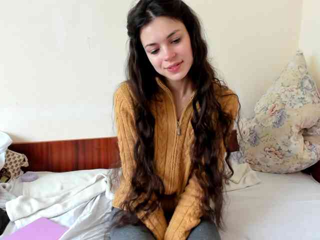 Honeykrisspussy webcam