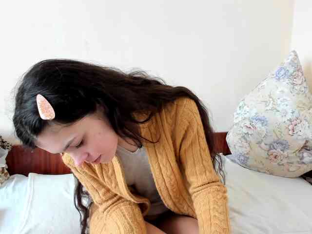 Honeykrisspussy webcam