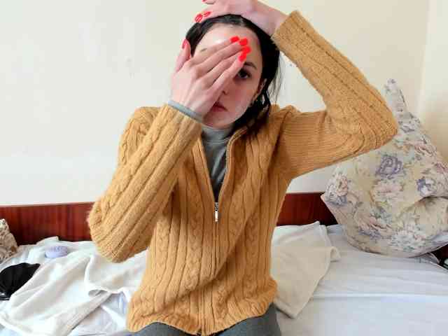 Honeykrisspussy webcam