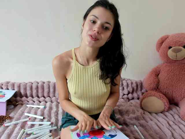 Honeykrisspussy webcam