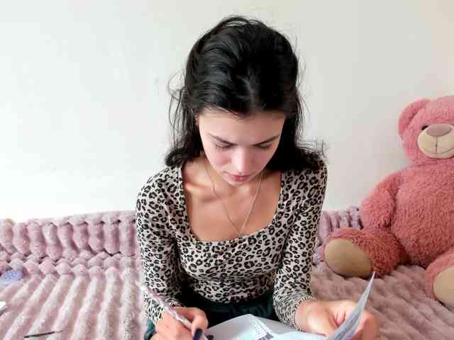 Honeykrisspussy webcam