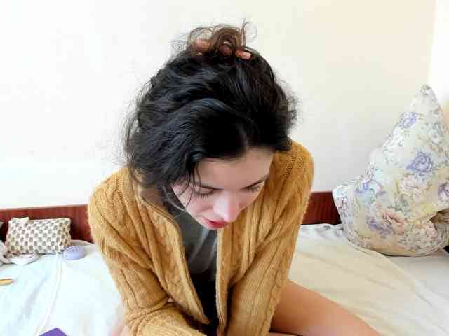 Honeykrisspussy webcam