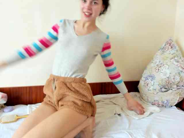 Honeykrisspussy webcam