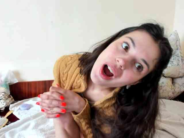 Honeykrisspussy webcam